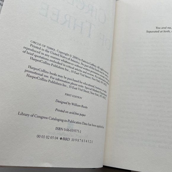 Circle of Three Novel by Patricia Gaffney Hardcover 2000 First Edition - Picture 3 of 4